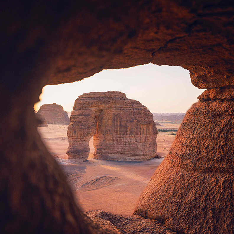 عروض ممتعة لنخبة من الفنانين في شتاء طنطورة 