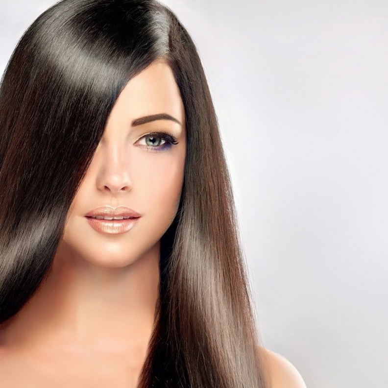 وصفات طبيعية من العسل واللبن لتنعيم وفرد الشعر