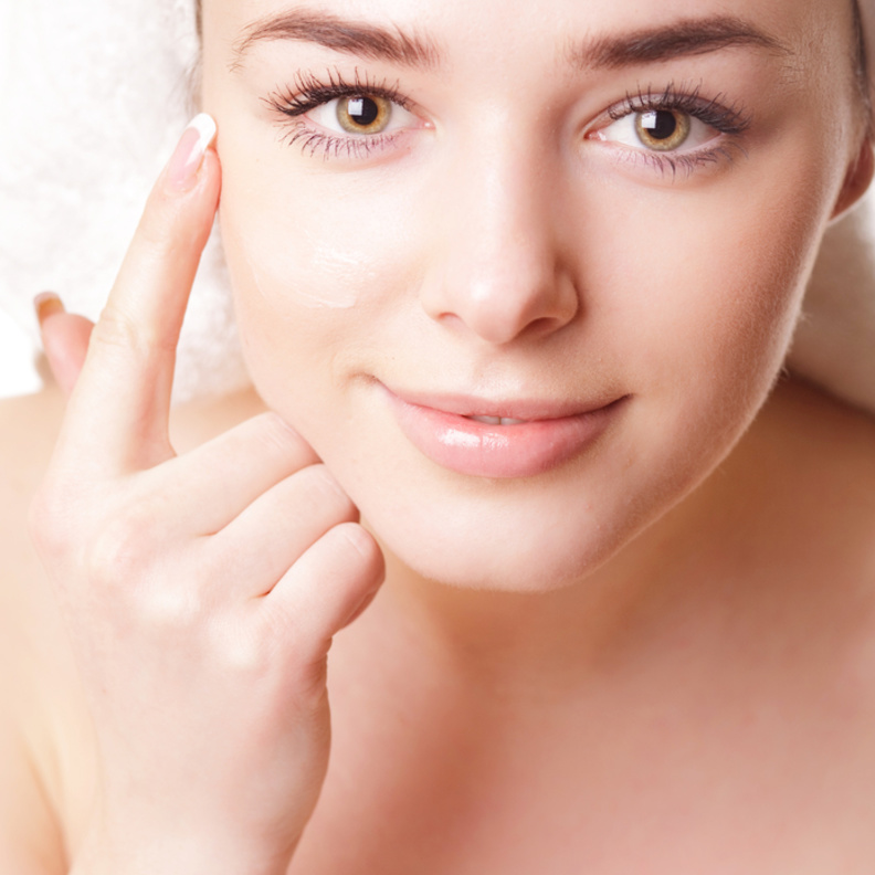 تنظيف الوجه بالبخار والاعشاب