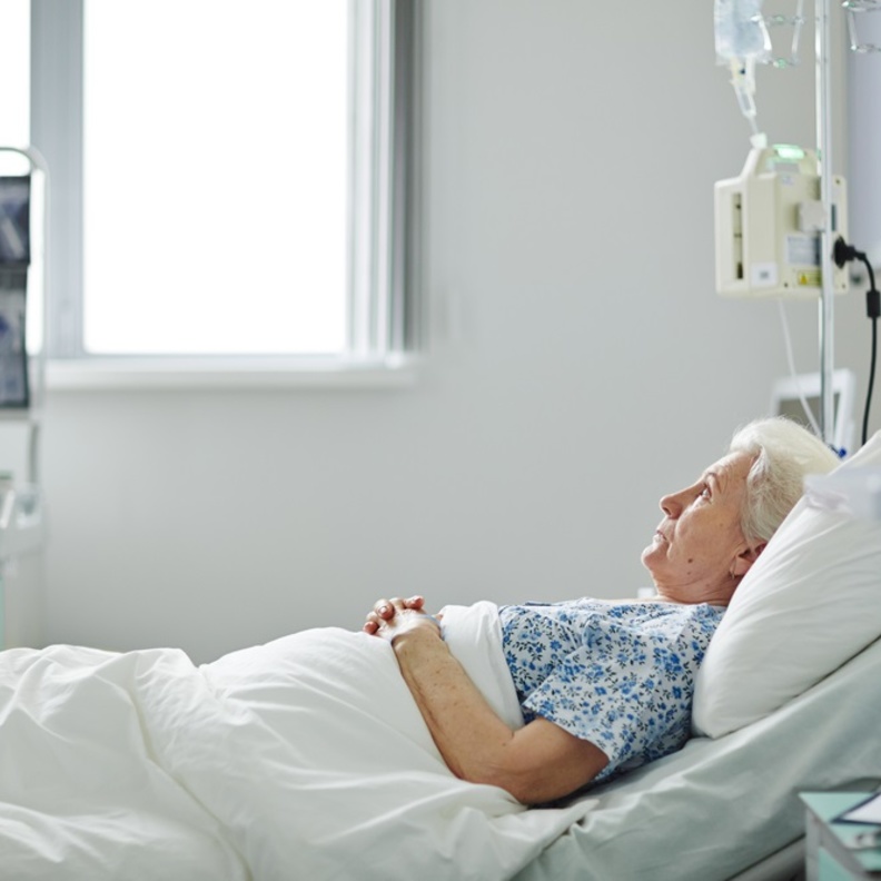 البقاء في الفراش طويلا يسبب القرح