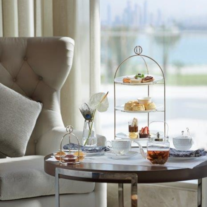 قطعة من نيويورك في مطعم بيكوك آلي كلاسيك بوالدورف أستوريا دبي بالم جميرا