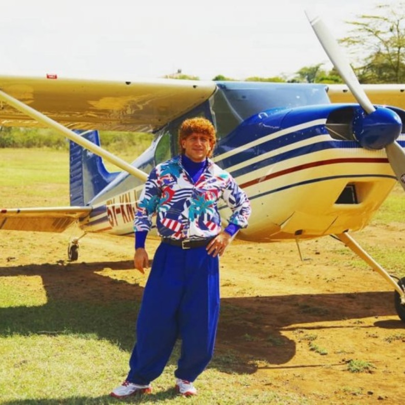 مكي في شخصية حزلقوم 