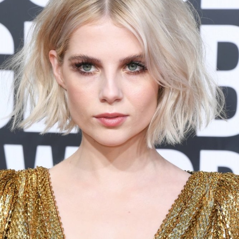 قصات شعر كاريه قصير