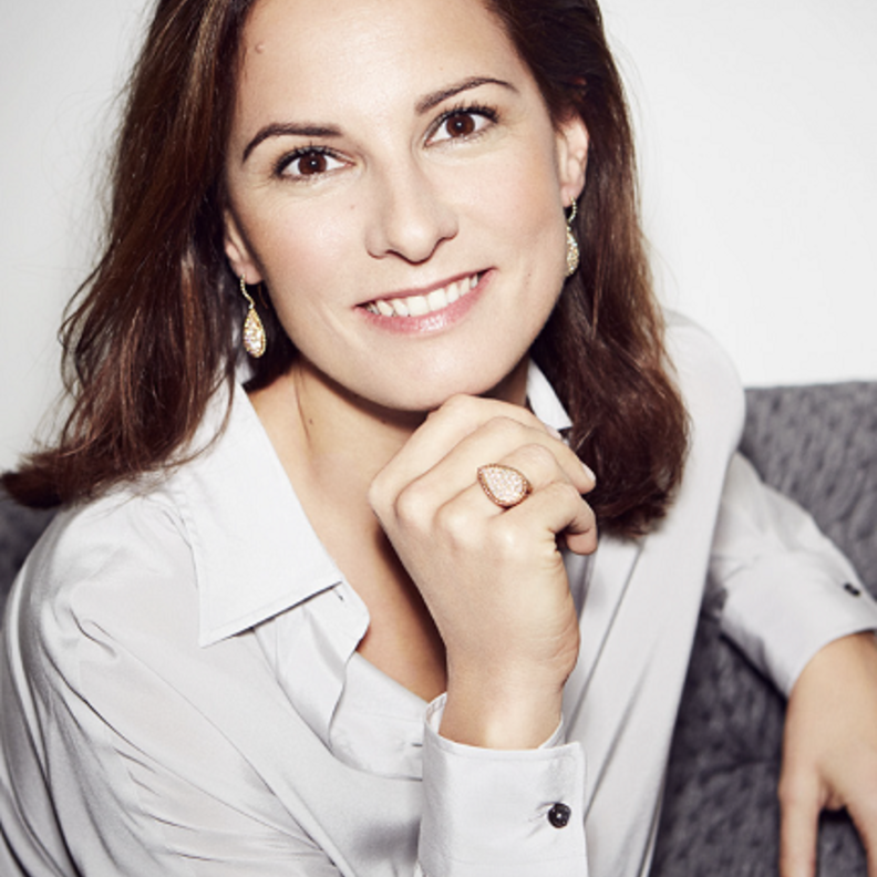 “كلير شوازن” المديرة الابداعية لدار بوشيرون