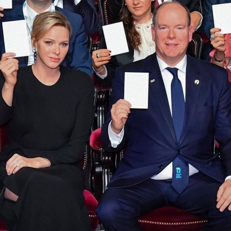 الأمير ألبرت والأميرة تشارلين في حفل توزيع جوائز السلام والرياضة