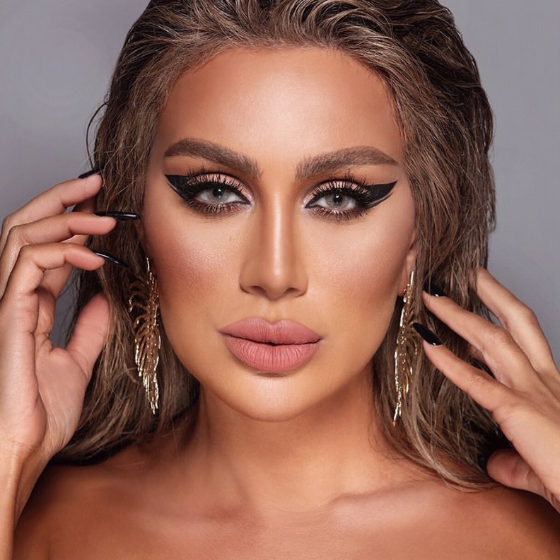 اطلالة مايا دياب