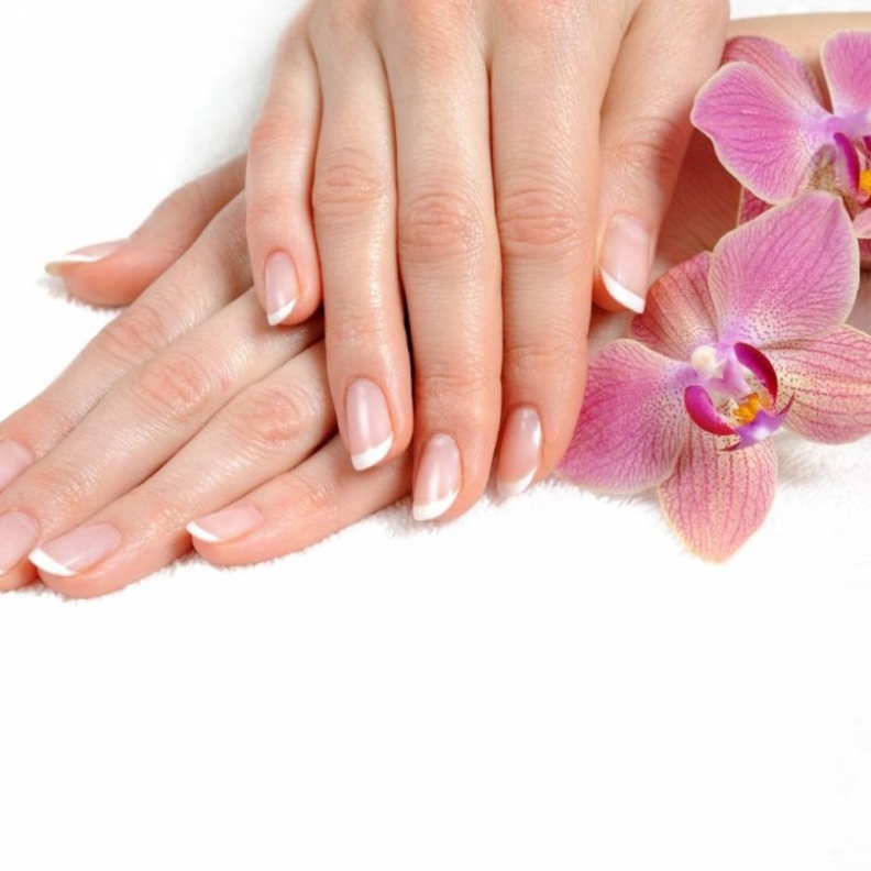 اليود للاظافر