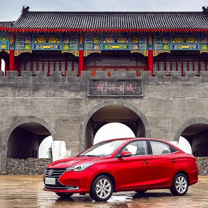 حصلت السيارة على تصميم خارجي معاصر وذي طابع ديناميكي مميز