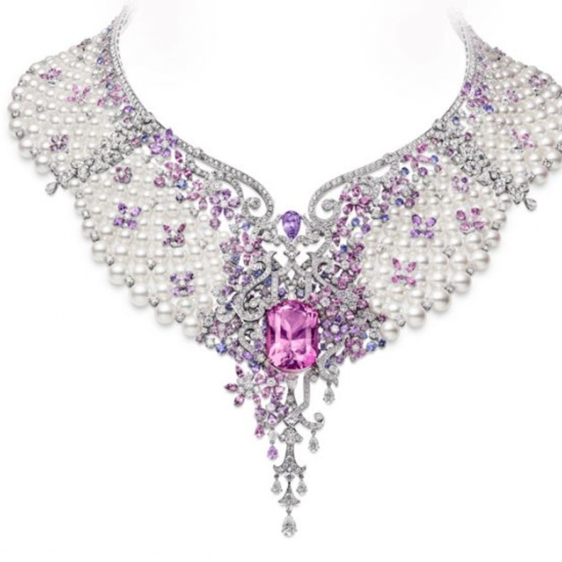 عقود اللؤلؤ