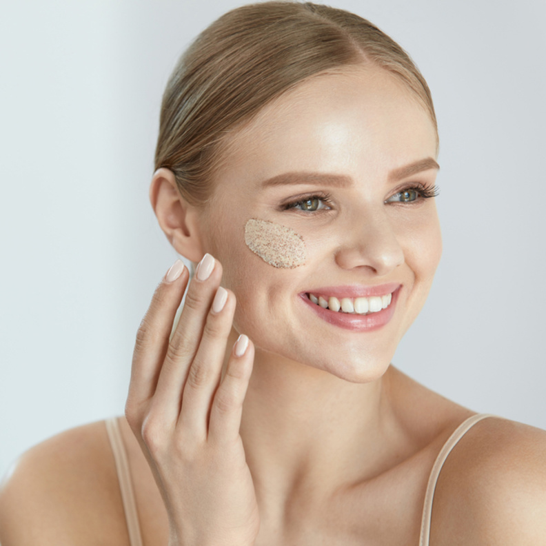 العناية بالبشرة الحساسة