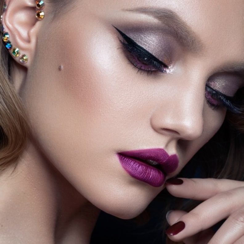 مكياج ناعم وأنثوي