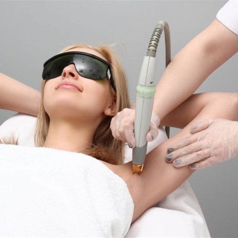 تأثير الليزر على الحامل 