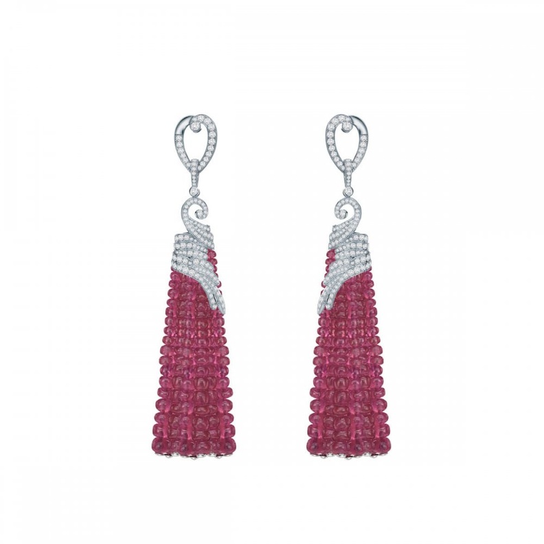 اقراط متدلية