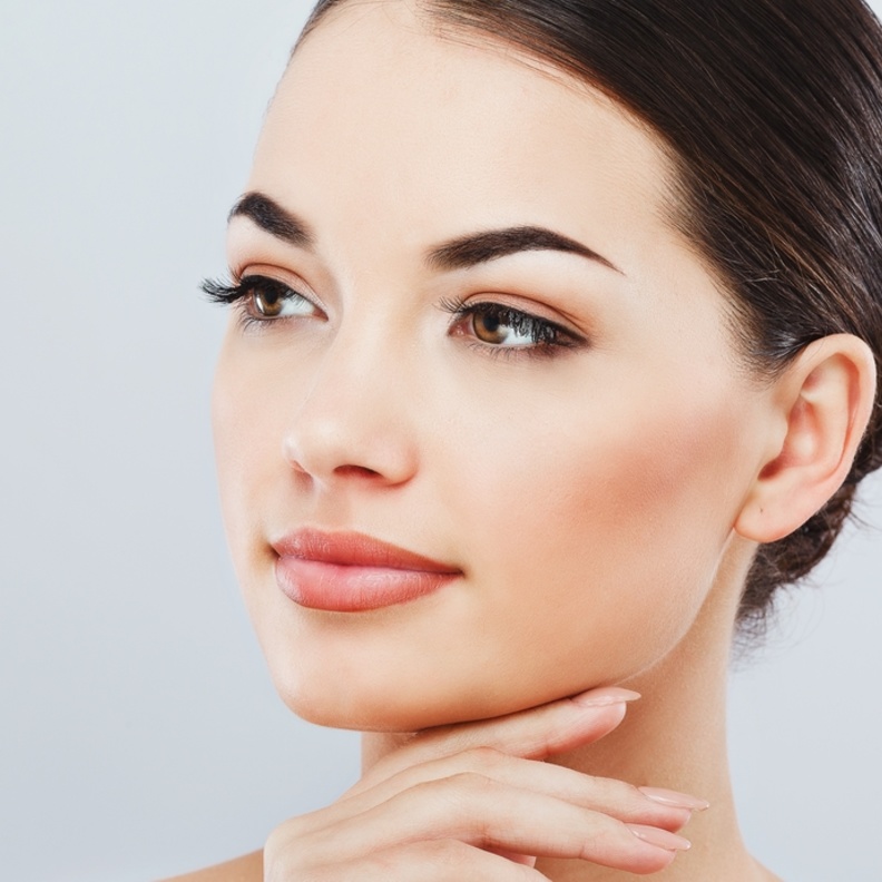 علاج الحواجب وتكثيفها