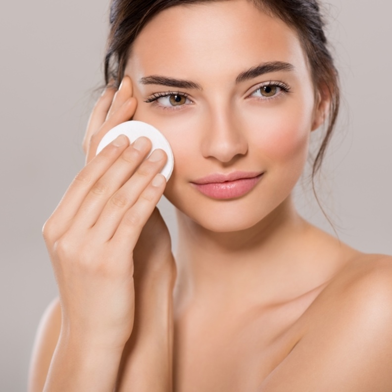 وصفات طبيعية لازالة المكياج