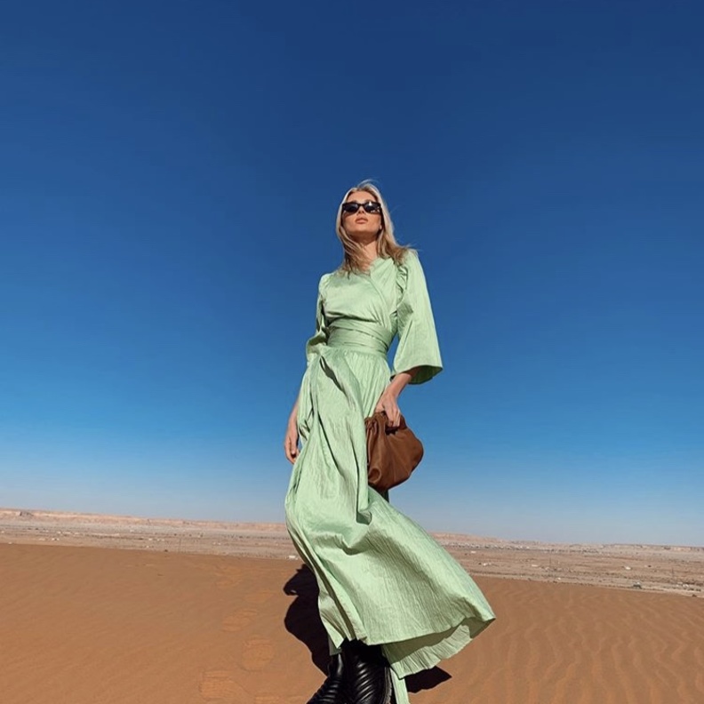 اطلالات العارضات