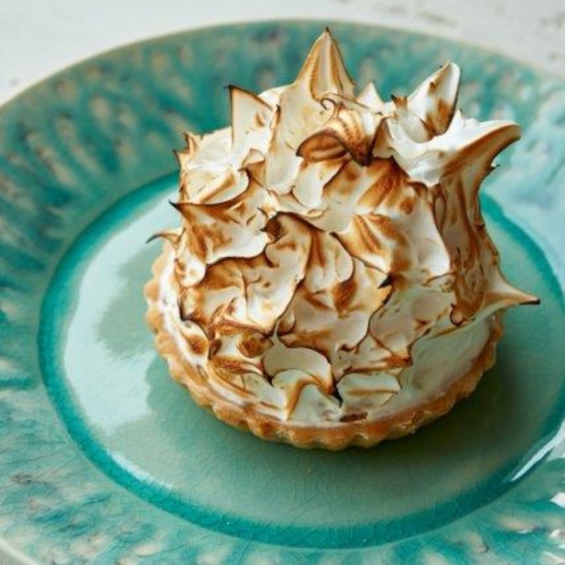 مطعم ناساو يقدّم تجربة متوسطية أنيقة في عقارات جميرا للجولف