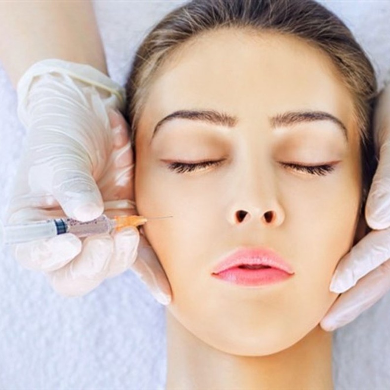 تنحيف ونحت تحت الذقن