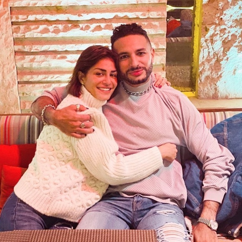 منة فضالي واخيها غير الشقيق