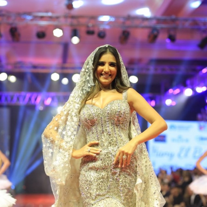 النجمة مي عمر