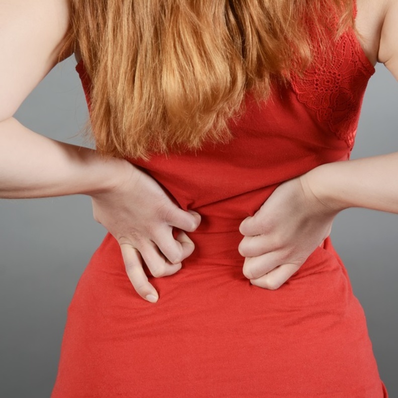 اعراض عرق النسا في الرجل اليمنى واليسرى