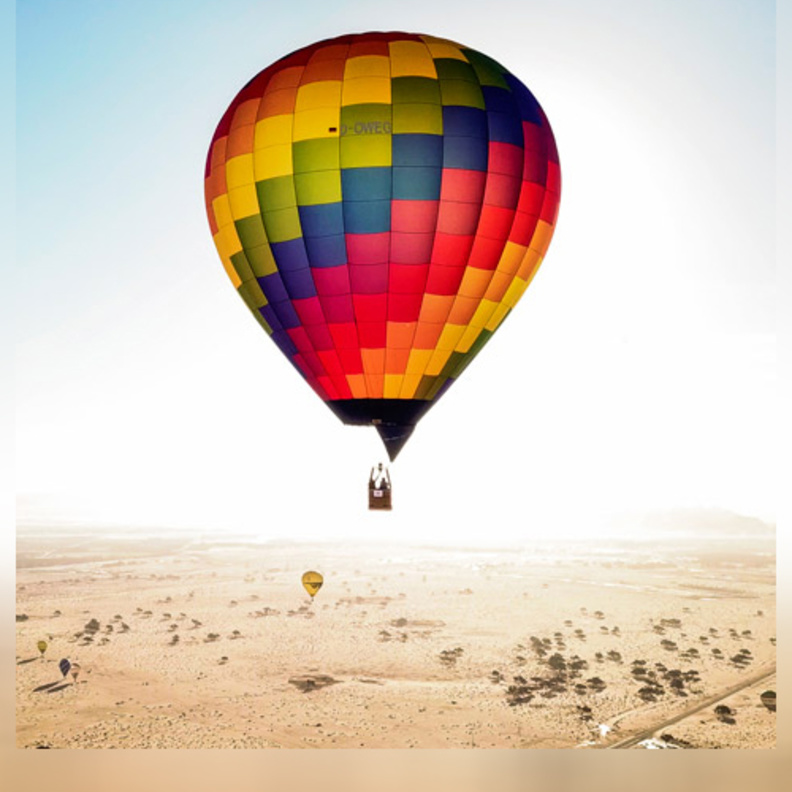 مهرجان المناطيد يعود من جديد في موسم شتاء طنطورة