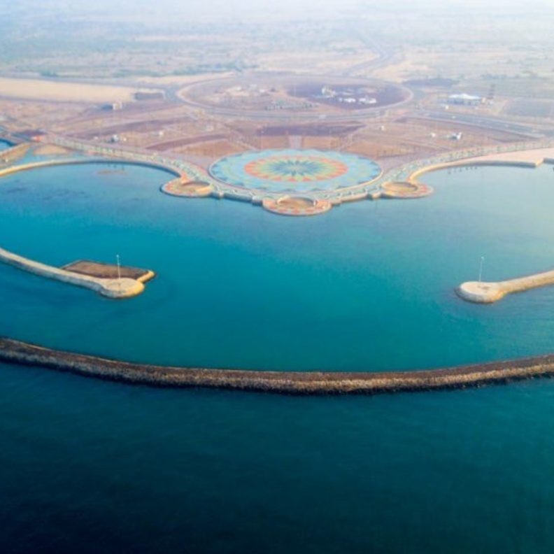  تدشين أكبر واجهة بحرية في السعودية بتكلفة 500 مليون ريال