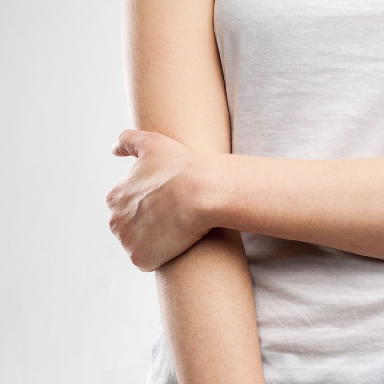 وهن العضلات مرض مناعي نادر يصيب النساء أكثر من الرجال