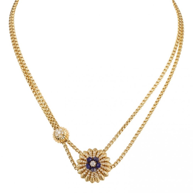  تصاميم عقود بتفاصيل غريبة 