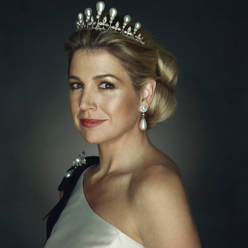 مجوهرات لؤلؤ ملكية