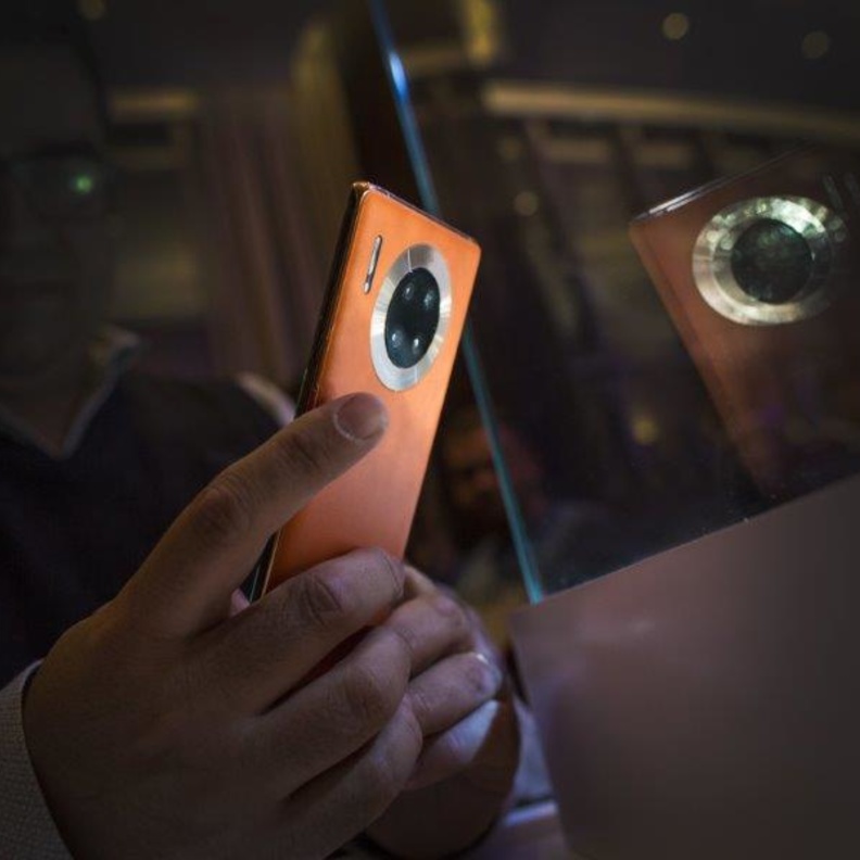  HUAWEI Mate 30 Pro 5G ملك هواتف الجيل الخامس