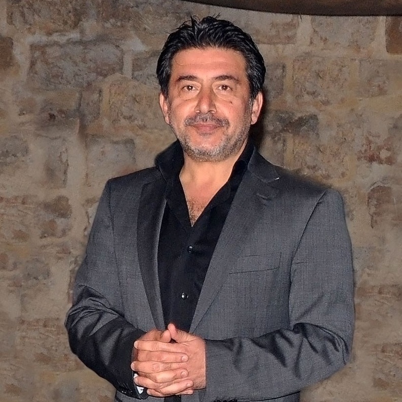 مسلسل الساحر يجمع عابد فهد وستيفاني صليبا