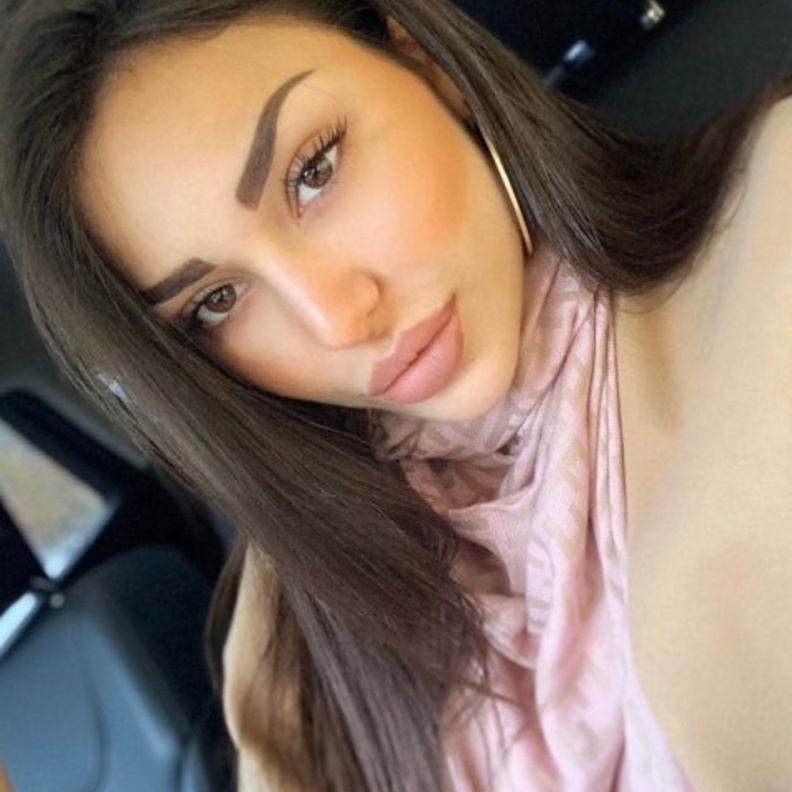 شاهدي بالصور شبيهة نادين نجيم هبة داغر