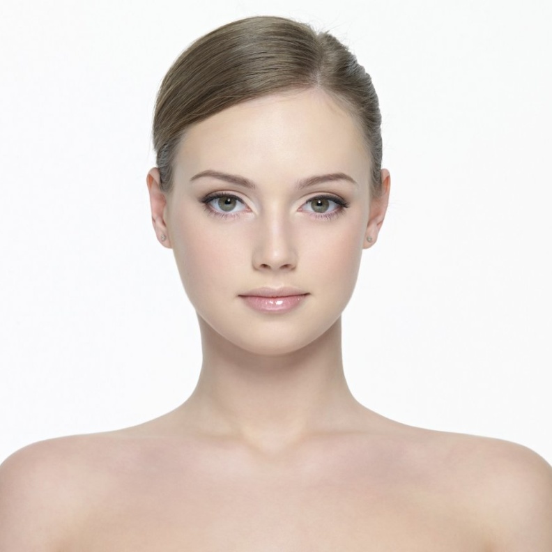 ارسمي كحل بأسلوب عيون القطة المرفوعة