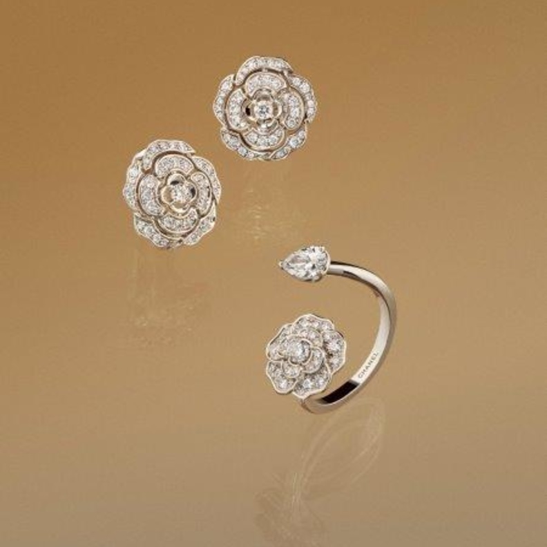 اكتشفي أحدث ابداعات Chanel من الساعات والمجوهرات الراقية