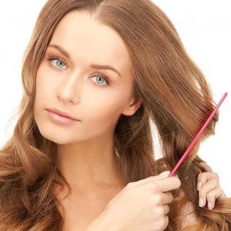 اسباب تساقط الشعر عند النساء