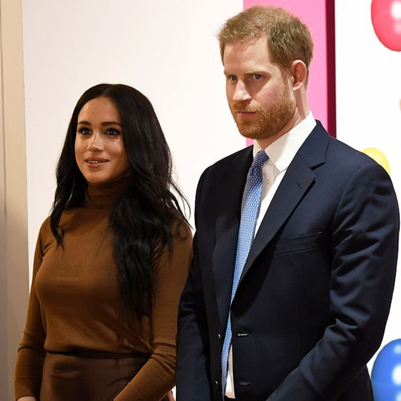 ملكة بريطانيا تخطط لحرمان هاري وميغان من لقب صاحبي السمو؟