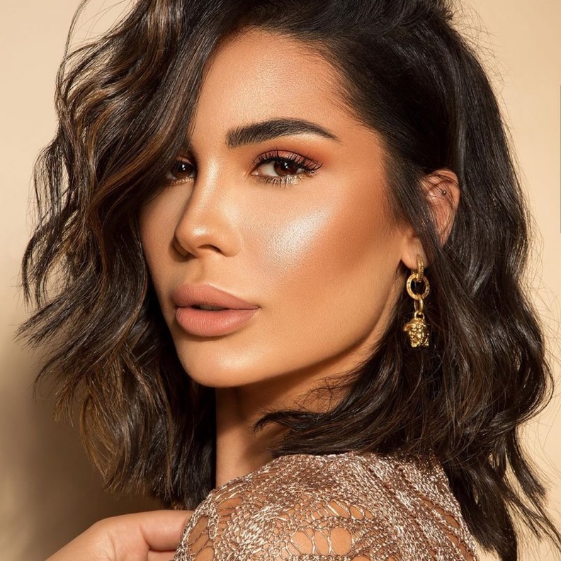  فرح عبدالعزيز