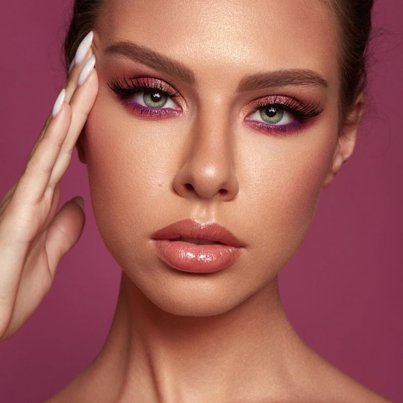  المكياج الوردي بأسلوب خبير التجميل Bouba