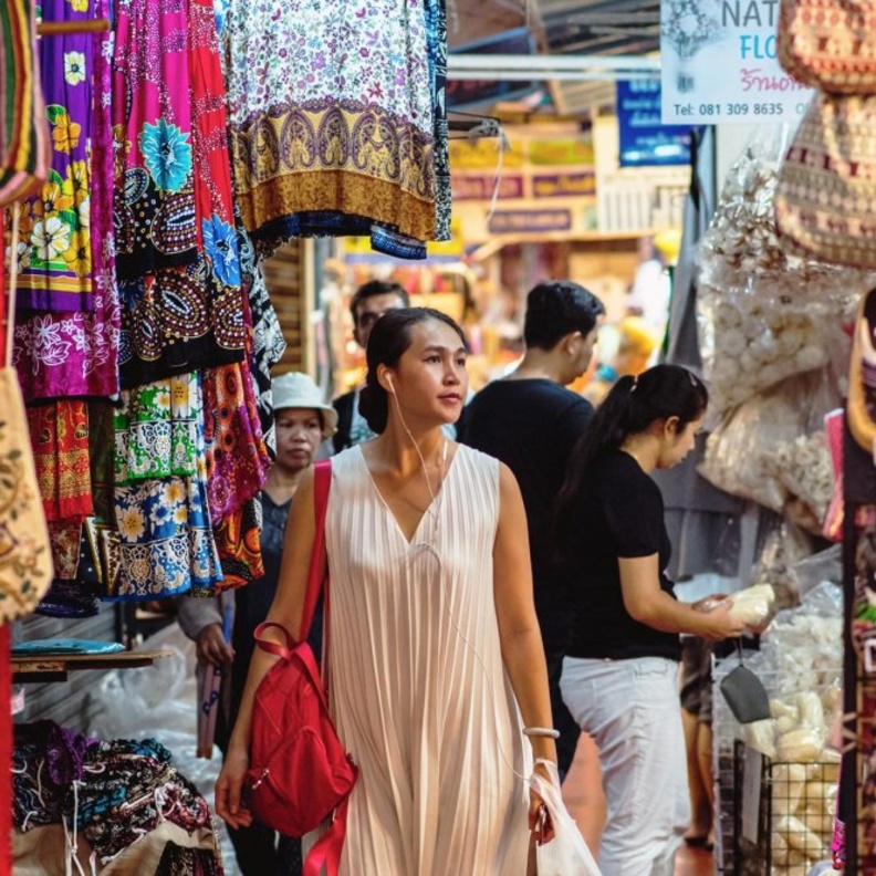 تعلم بعض العبارات باللغة التايلاندية