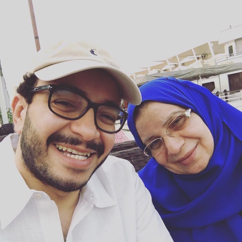 وفاة والدة الفنان حسام داغر بعد تعرضها لأزمة صحية