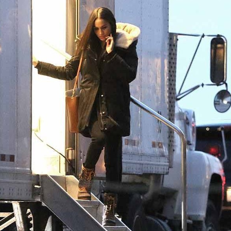 إبتعاد ميغان عن القصر الملكي وعودتها إلى بلدها كندا أعادها أيضاً الى أسلوبها القديم