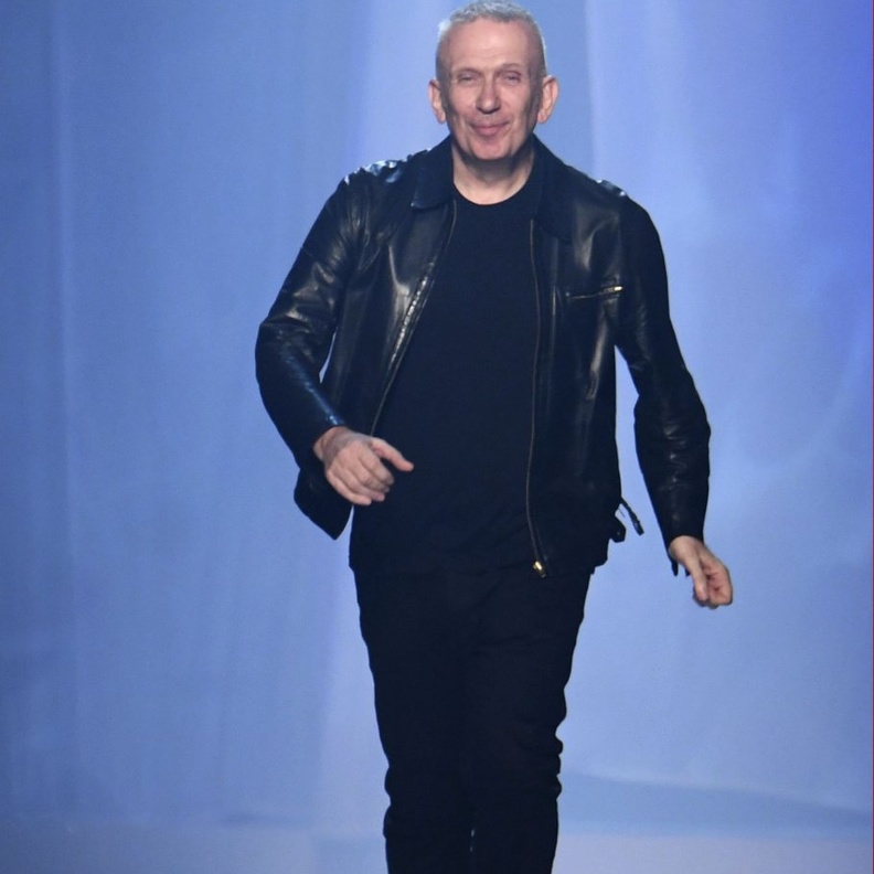 ارتبط اسم غوتييه بالنجمة العالمية مادونا