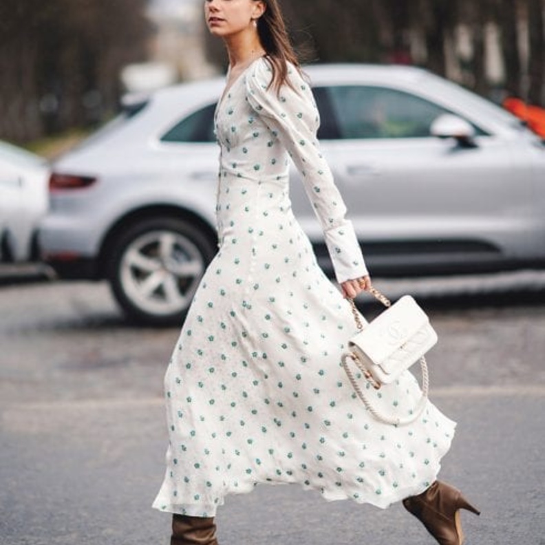 موديلات فساتين بأكمام منفوخة