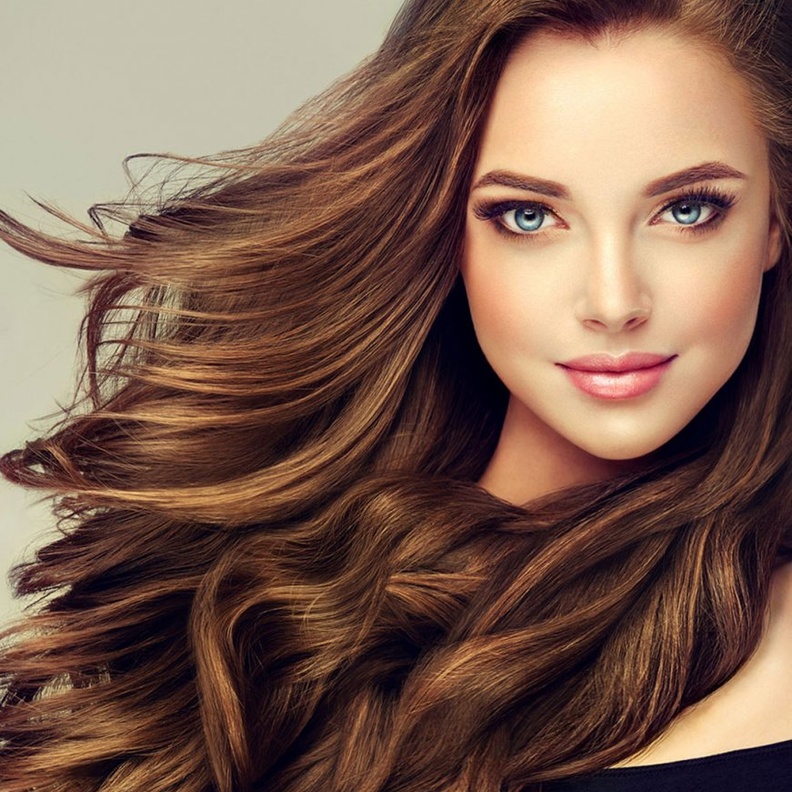 خلطات الحناء لتنعيم وتكثيف الشعر