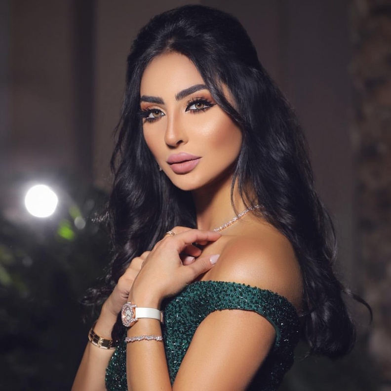 نور الغندور