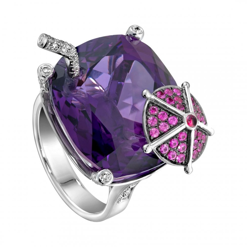 مجوهرات للعروس بحجر الاماتيست من دار Piaget