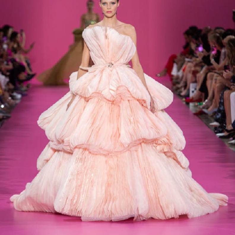 فساتين خطوبة من تصميم جورج حقيبة