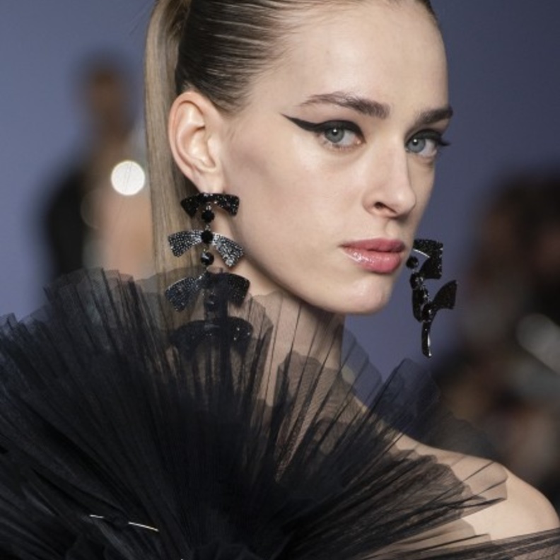  مكياج عيون جريء