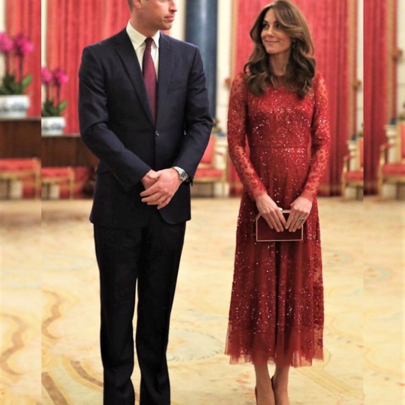 إطلالة مميزة لكيت ميدلتون والأمير ويليام في قصر بكنغهام